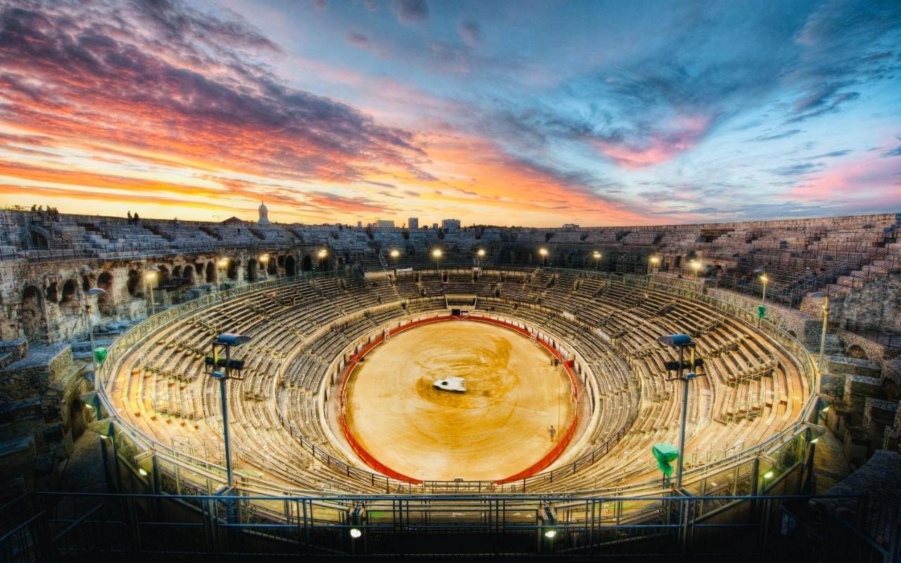 Hostel Flamingo Nimes Gare Centre מראה חיצוני תמונה