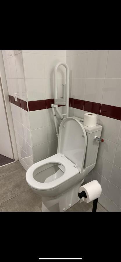 Hostel Flamingo Nimes Gare Centre מראה חיצוני תמונה